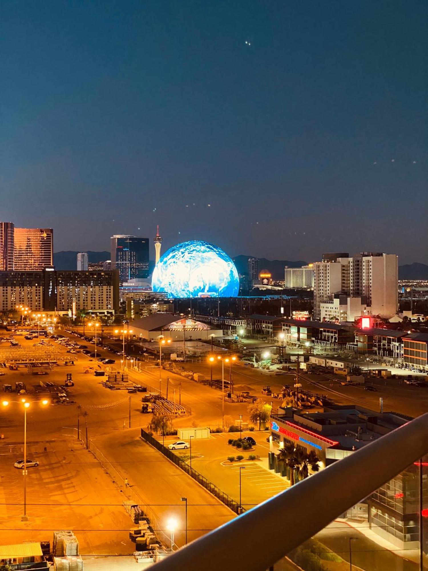 Strip & Sphere View! Privately Owned Condo Hotel-The Signature At Mgm 拉斯维加斯 外观 照片